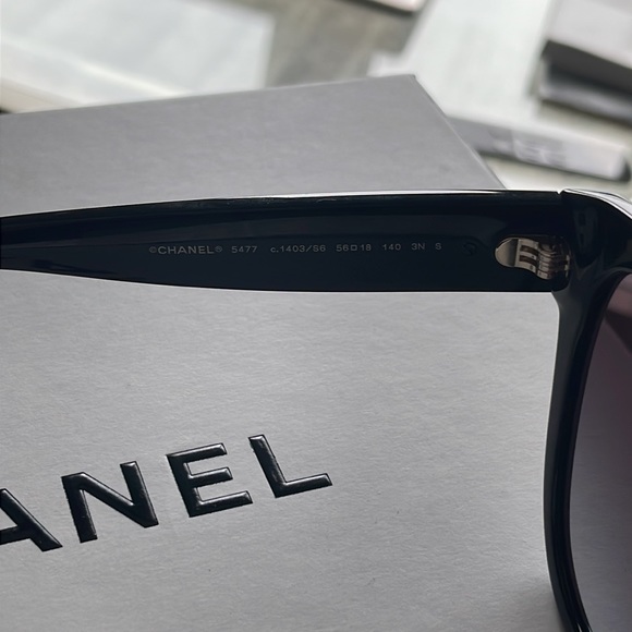 Chanel butterfly sunglasses Ref.5477 1403/S6, A71467 X01081...